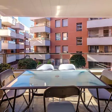 Sa Boadella Con Piscina Y Garaje Close To The Apartment Lloret de Mar